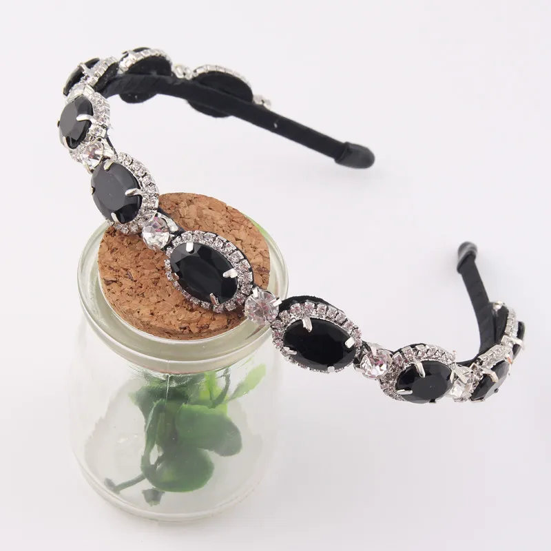 Повязка на голову в стиле барокко металлическая тиара с черными/белыми