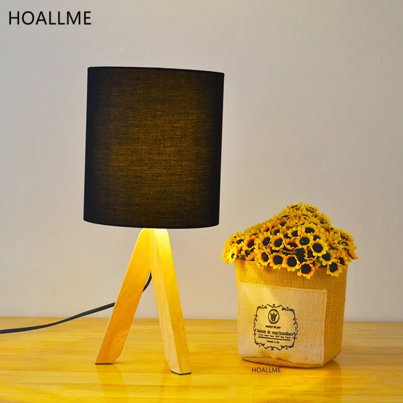 Минималистичный фарбический светильник настольная лампа со штативом