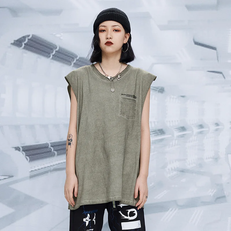 2019 Fashion Brand Street Retro Simple pocket shoulder sleeveless vest Men's summer hip-hop Loose Bottom Shirt Stage Costumes | Мужская