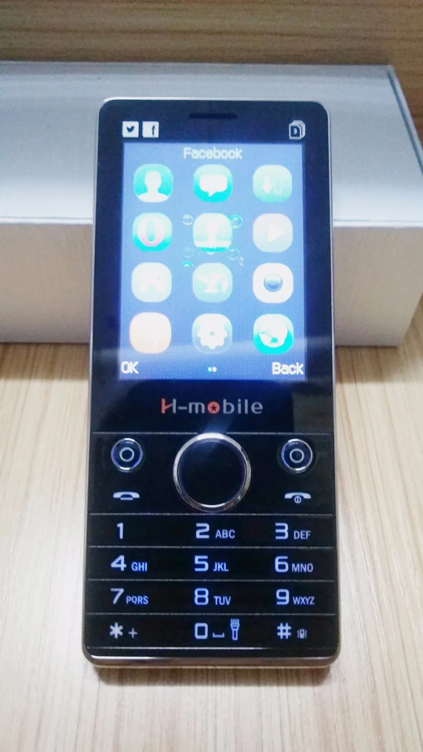 Оригинальный H mobile IT5635 Две сим карты 2 8 ''Экран Fm MP3 громкий динамик 3000 мАч