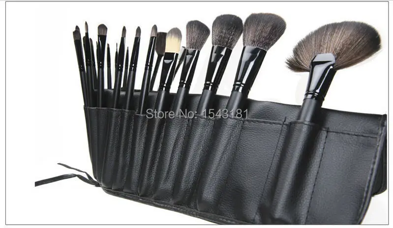 Набор профессиональных косметических кистей для растушевки подводки кабуки 24