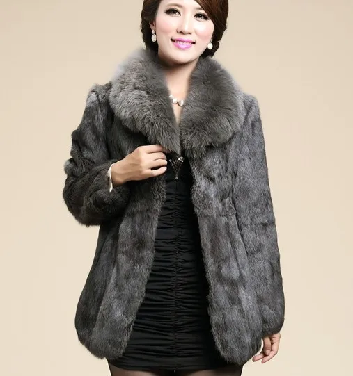 Зимняя женская шуба из натурального кроличьего меха с воротником лисьего тонкая