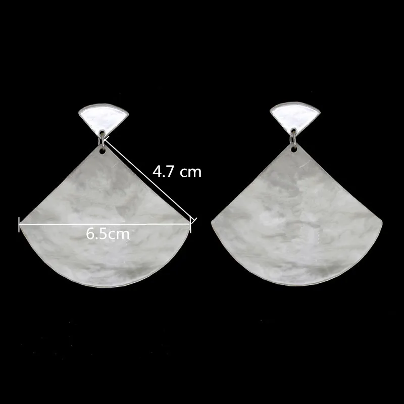 Женские большие геометрические серьги подвески FishSheep белые акриловые висюльки