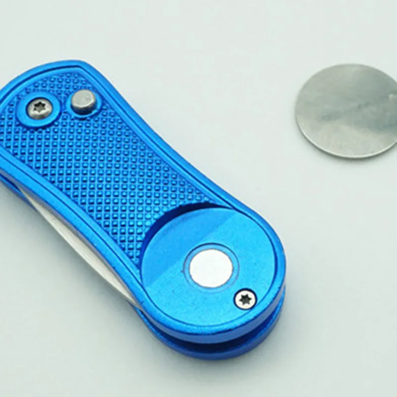 Hot Divot Fork Tool with Button Magnetic Ball Marker Portable Foldable for Golf Club MCK99 | Спорт и развлечения
