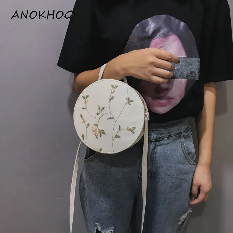 С цветочной вышивкой Дамские туфли из pu искусственной кожи Модные круглые сумки