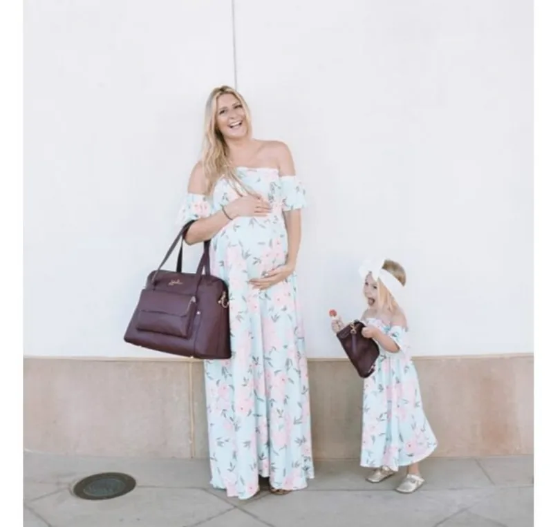 Одинаковое рождественское платье платья для мамы и дочки одинаковые комплекты