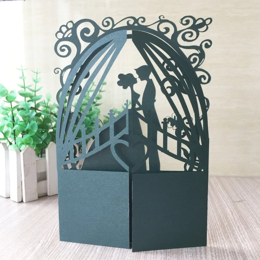 

50pcs/lot Delicate Carved Door Pattern Invitations Banquet Party Supplies Romantic Wedding Invitations Blessing Card