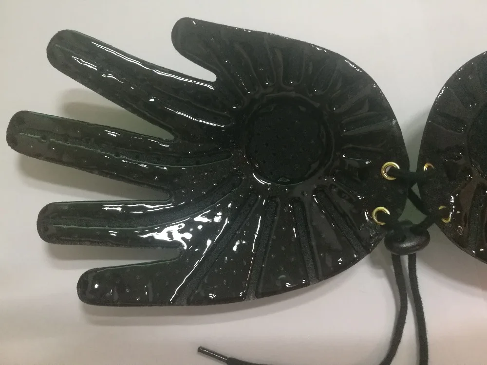 2018 new Women Self Adhesive Strapless hand shape Blackless Solid Bra Stick Gel Silicone Push Up women's underwear Invisible Bra