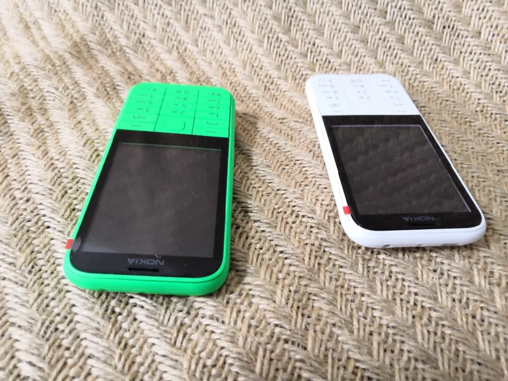 Разблокированный Nokia 225 одноядерный 2,8 дюйма 2МП камера 2G GSM FM Bluetooth Mp3 плеер мобильный телефон