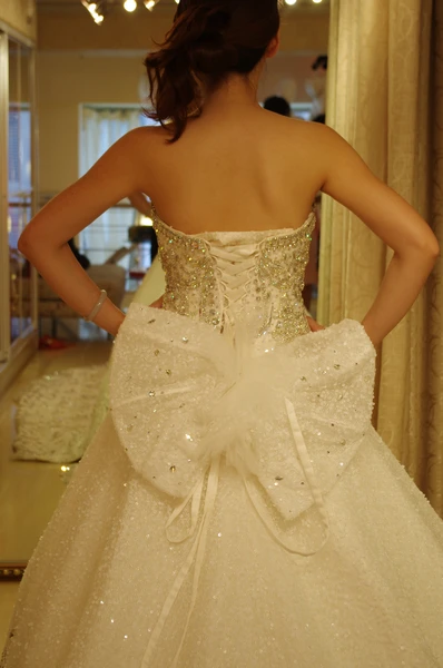 2017 Милая блестящая подвеска с кристаллами свадебное платье принцессы