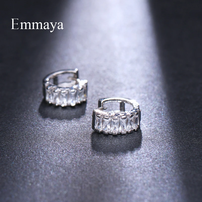 Женские серьги с белым цирконием Emmaya Серебристые для девушек подарочные