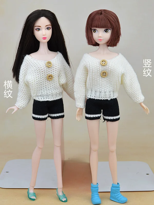 Комплект одежды для куклы Барби вязаный белый свитер и черные шорты из 2016 шерсти