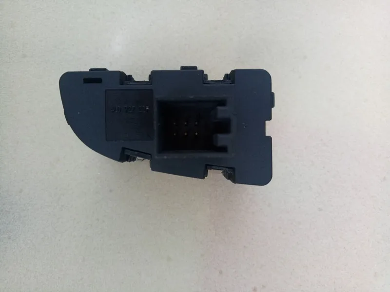 Коробка для перчаток LHD и кнопка переключения блока дисплея AUDI A6 09 11 Q7 RS6 4L1 927 227 или