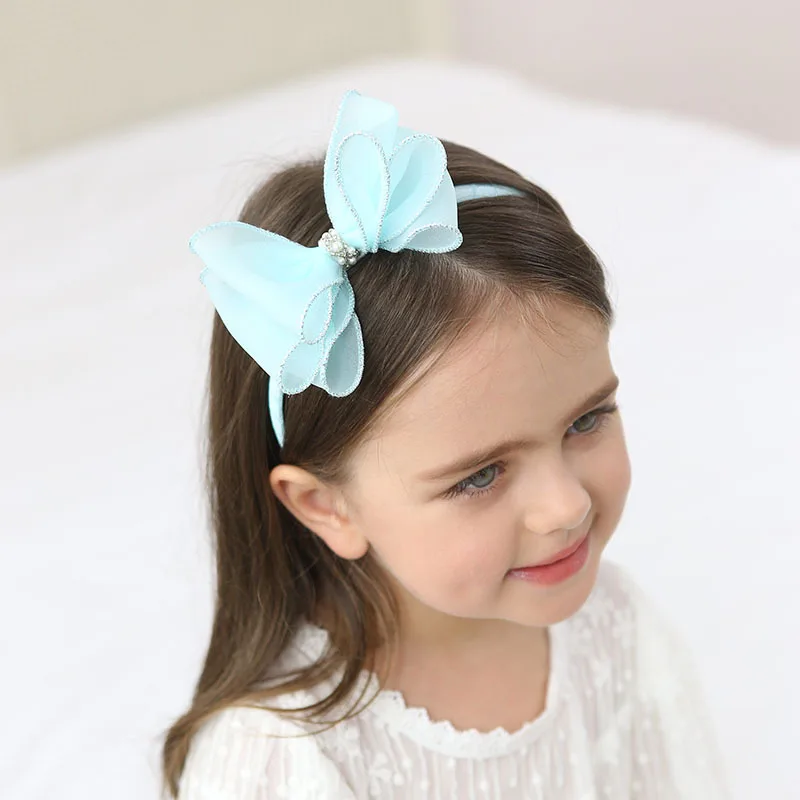 Ободок шифоновый с большим бантом для девочек повязка на голову серебристого