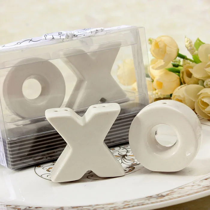 Фарфор XO обнимает и целует соль перец шейкеры свадебные сувениры свадебный душ