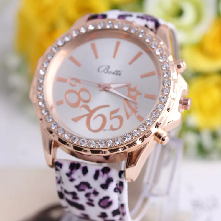 2015 Geneva botti new European and American fashion watches female leopard leather trade AliExpress large cargo explosion models | Наручные