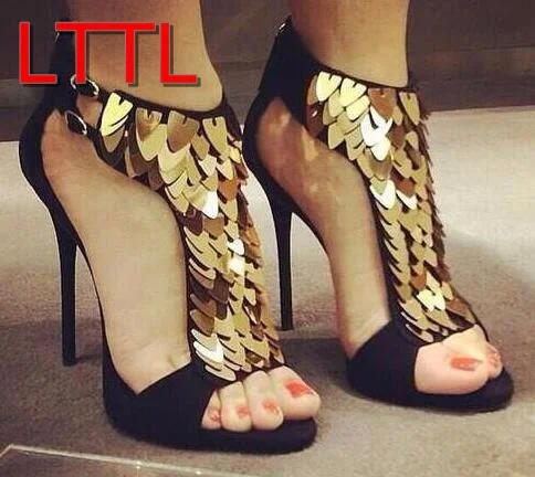 2017 г. Сандалии с Т образным ремешком украшенные золотыми блестками модельные