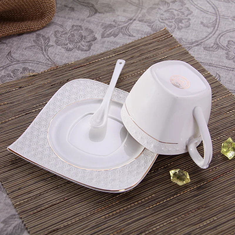 Высококачественные резные керамические кофейные чашки позолоченная кофейная