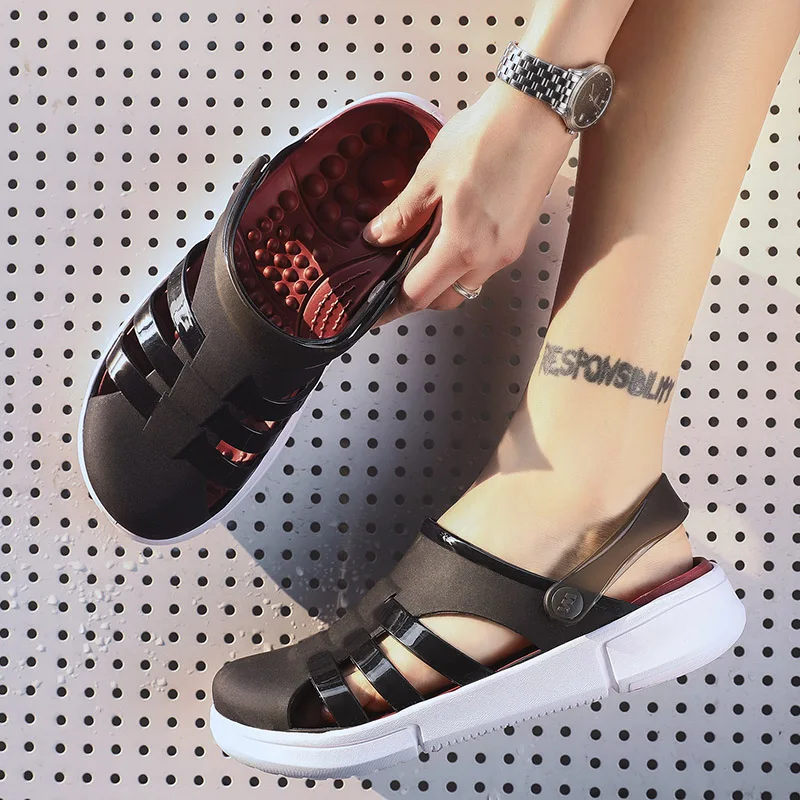 Мужские сандалии на плоской подошве черные дышащие шлепанцы с открытым носком