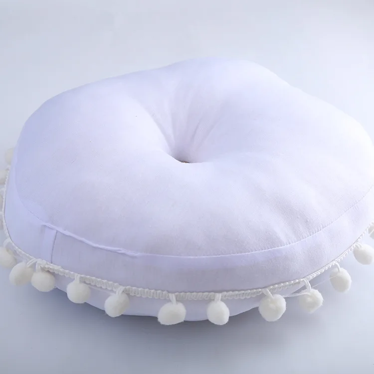 

Baby Room Decorative Pillow Tassels Balls Round Baby Pillows Bed Canopy Decor Photography Props Kids Pillows Plush Toys Gift