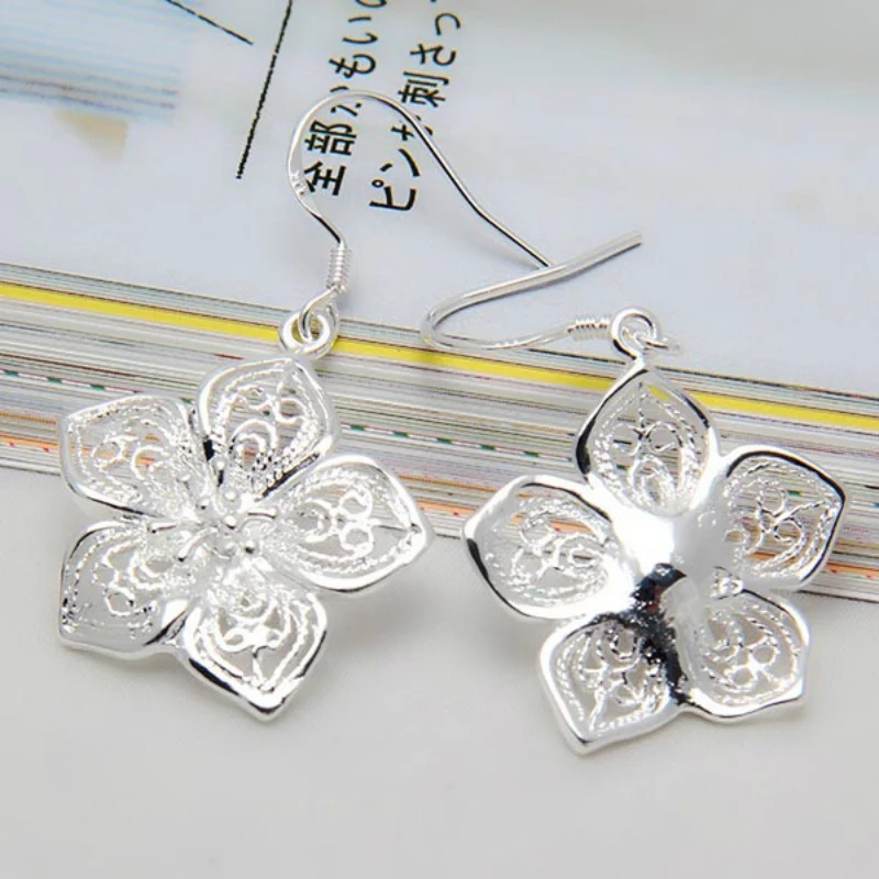1Pair Women Ladies Elegant Sweet Hollow Jewelry Sakura Flower Earrings Girls Silver Stud | Украшения и аксессуары