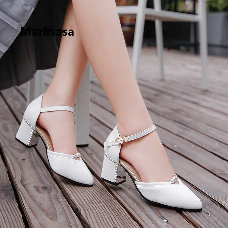 

Femmes Hauts Talons Women Classic White Pu Leather Buckle Strap High Heel Shoes Lady Casual Black High Heels Sexy Shoes G5393