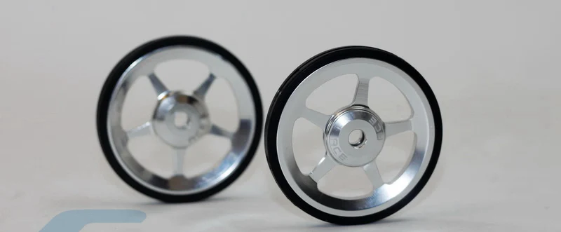 silver 1 пара велосипедов Easywheel 3 цвета алюминиевый сплав супер легкие колеса+ титановые болты для Brompton 22 г/шт - Цвет: silver
