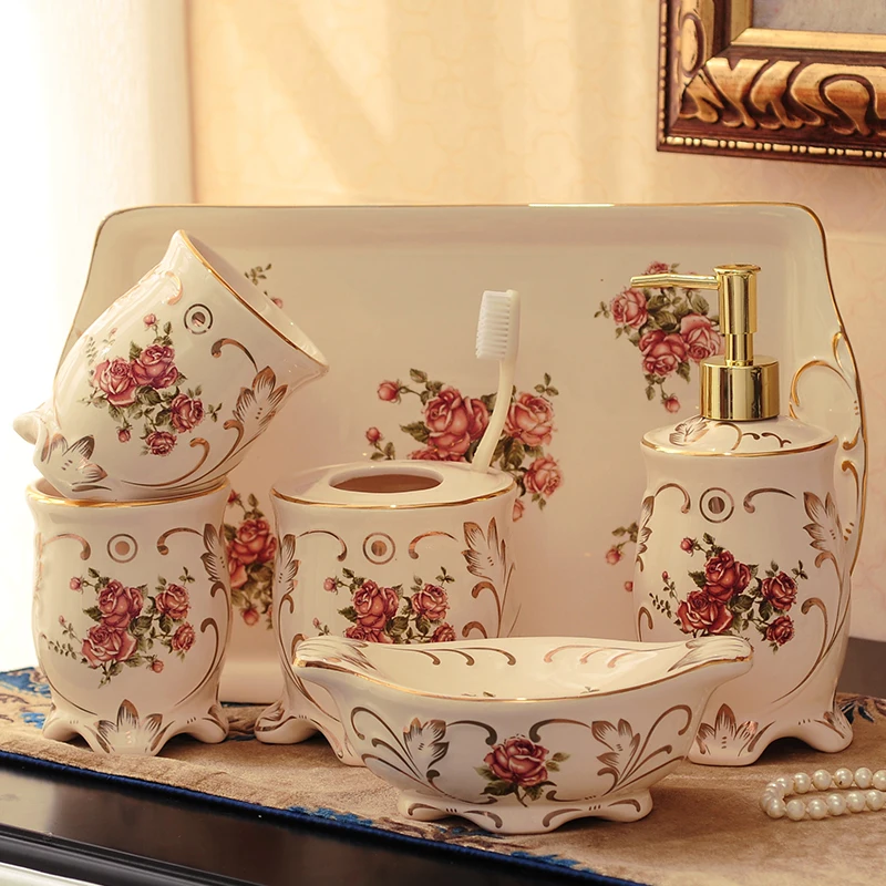 Высококачественные керамические наборы для ванной в европейском стиле Jingdezhen/1 бутылка для эмульсии/1 мыльница/2 чашки/1 держатель для зубных щеток