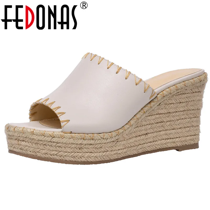 Женские босоножки на платформе FEDONAS повседневные однотонные вечерние из овечьей