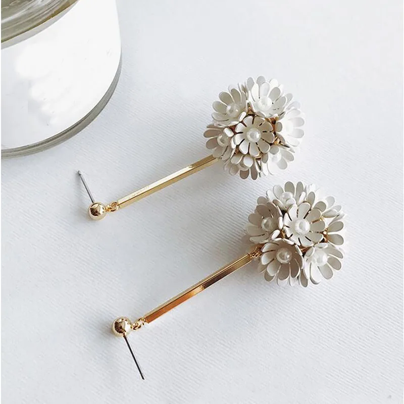 Новинка 2017 года ручной работы белый цветок мяч серьги ювелирные изделия