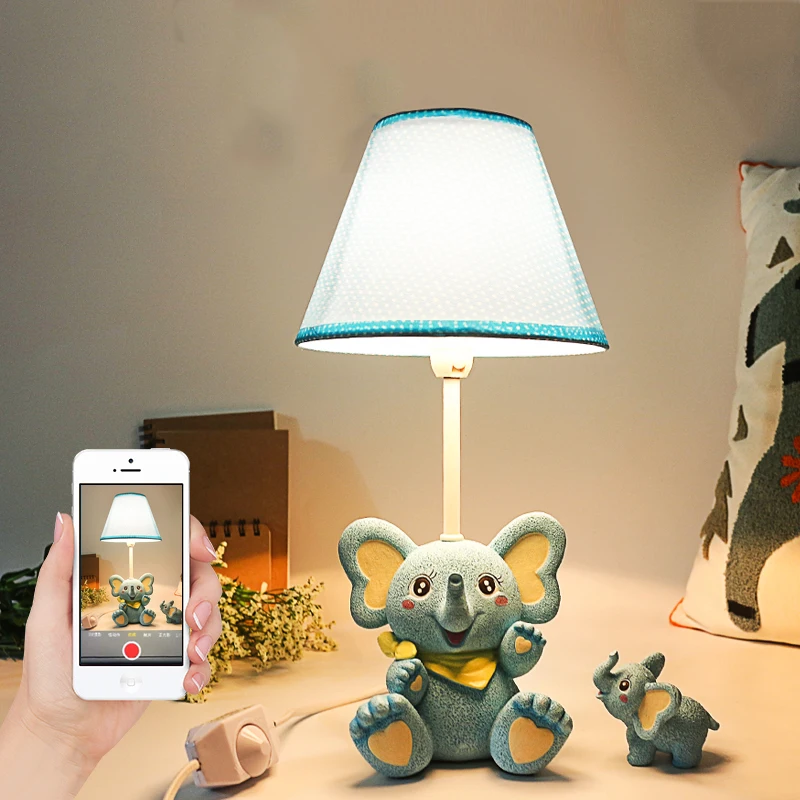 Мультяшная Светодиодная настольная лампа из смолы с животными для детей учебы