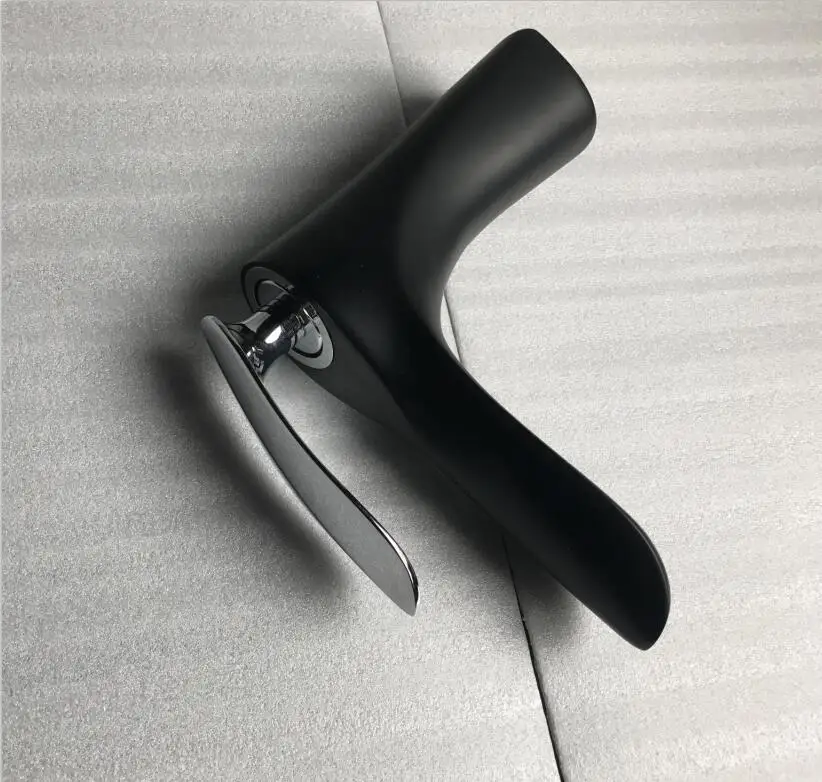 Black With Chrome Смесители для раковины, белый с золотом кран для ванной комнаты, кран для горячей и холодной воды, смеситель для раковины, хромированная отделка, латунный кран для раковины, краны для воды B581 - Цвет: Black With Chrome