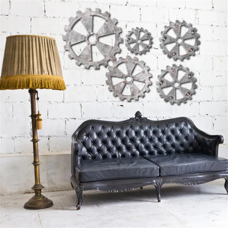 

Hot sale European Style Vintage Old Industrial Style Free Match Wood KTV Bar Loft Wall Hanging Decoration Gear New 2019