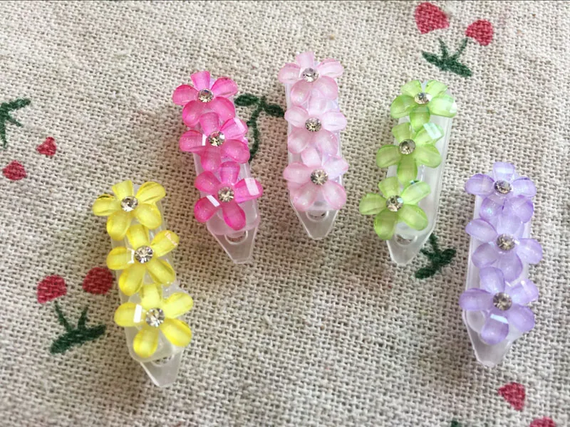 

New !!! 50pcs Pet dog cat hair flower mix Cute Dog headdress Dog hairpin plasic clip