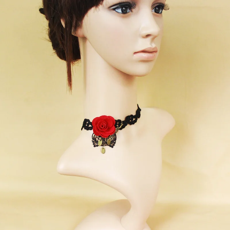 Качественное Южно-корейское шелковое платье с красной розой и бутоном в