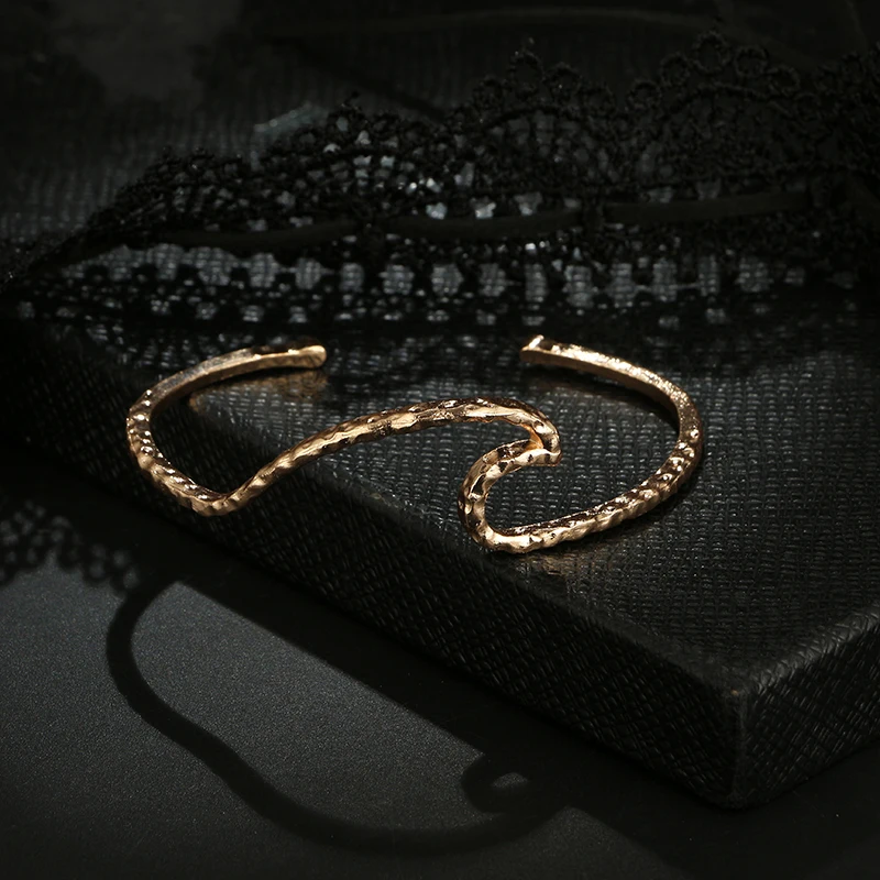 Tocona, 1 шт., Boho, модный, серебряный, золотой, простой браслет с волной, браслет для женщин, шарм, регулируемая манжета, Женские аксессуары 4266