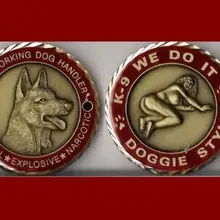 Рабочая Собака K9 обработчик военный вызов монета/Красный 50