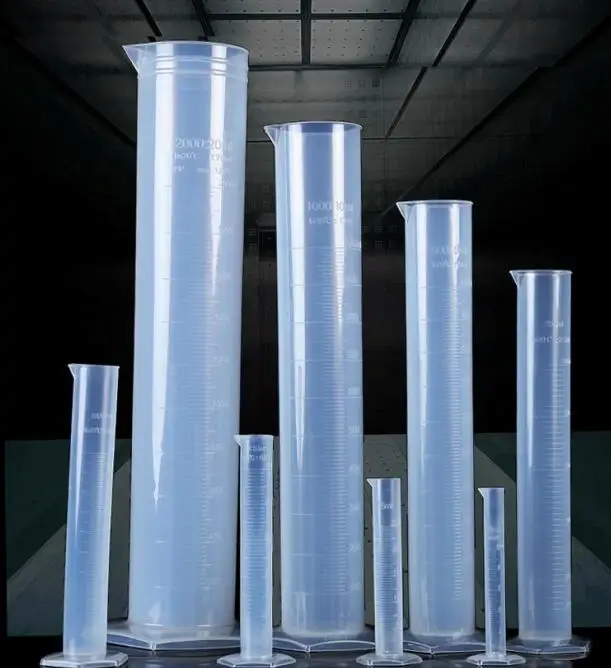 Бесплатная доставка пластиковый мерный цилиндр 500 мл 4 шт./лот для лабораторных