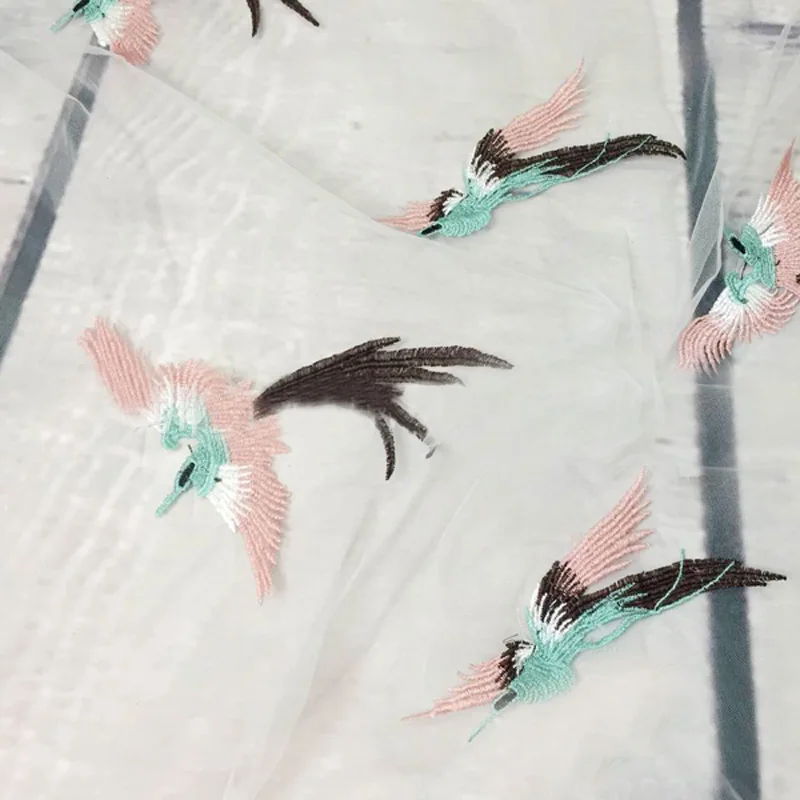 Тюлевое кружевное платье 2 ярда с вышивкой в виде птиц белого и черного цветов