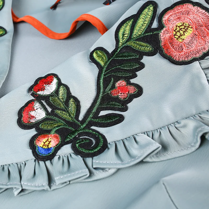 

Spring Autumn Women Vintage Casual Loose Pajamasstyle Embroidery Turn-down Collar Long Sleeve Satin blouse top
