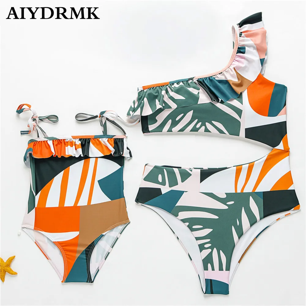 Купальники для мамы и дочери 2019 летние Семейные купальники с листьями комплекты