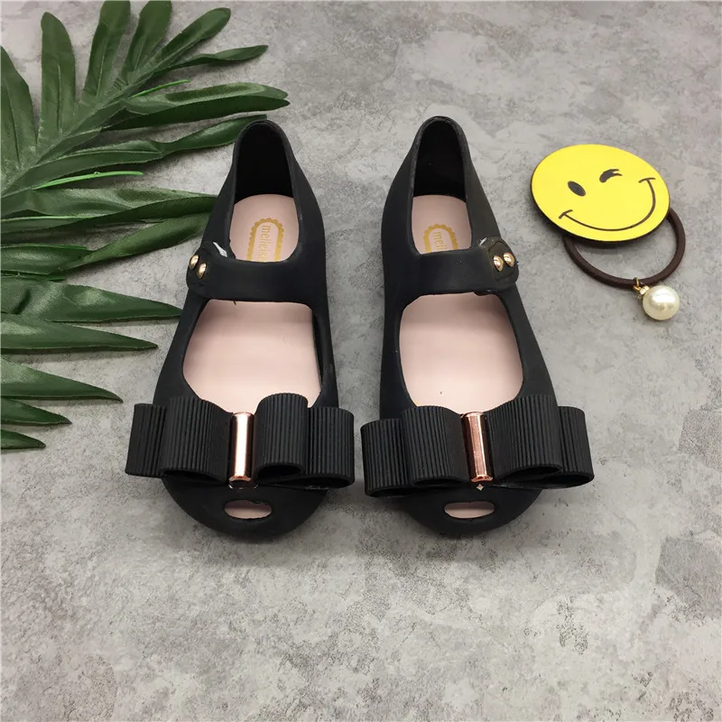 Mini Melissa/ г.; Горячая Новинка; стильная обувь для маленьких девочек; Рождественская обувь; подарок; Летние босоножки из ПВХ с бантом для девочек; три цвета