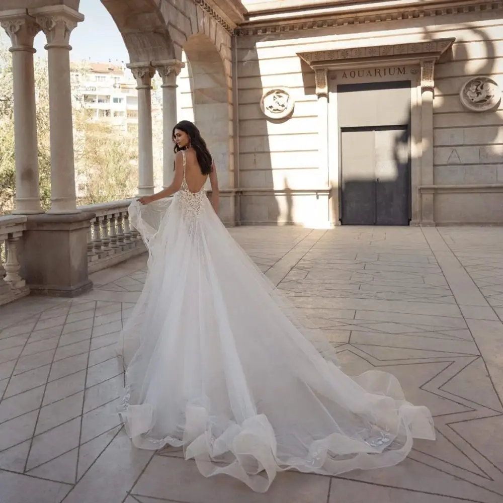 Свадебное платье с глубоким V образным вырезом и юбкой годе 2019 сексуальные