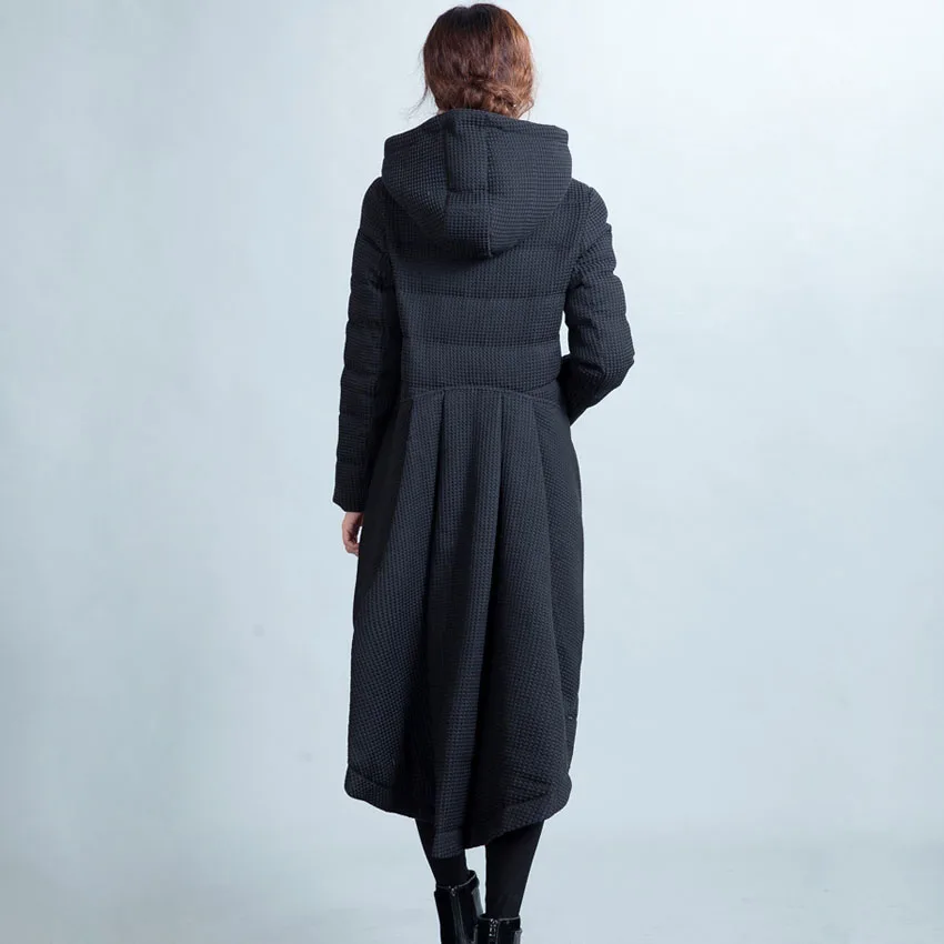 Женский длинный пуховик с капюшоном черный теплый на белом утином пуху Размеры