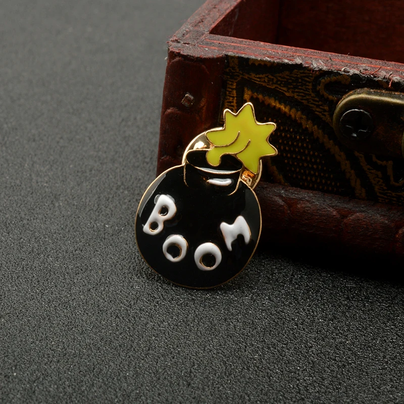 Милые Акриловые броши в стиле Харадзюку новый дизайн значок бомба бум кошка