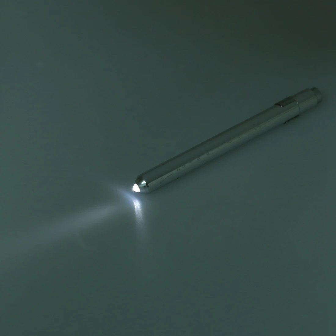 

Medical Flashlight Torch Lamp Silver Color 1 LED Light White Aluminium