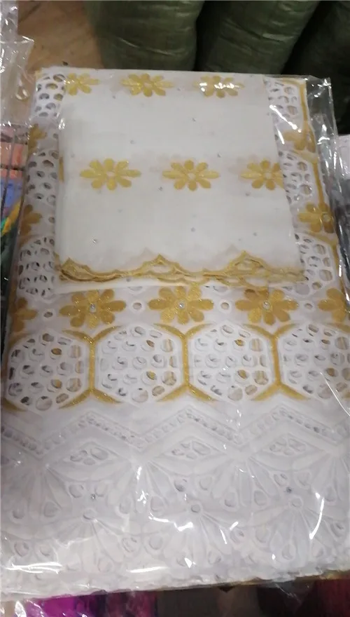 Белый swiss voile lace in switzerland tissu dentelle white nigerian lace fabrics african dresses for women swiss lace fabric 7yard/lot - Цвет: Белый