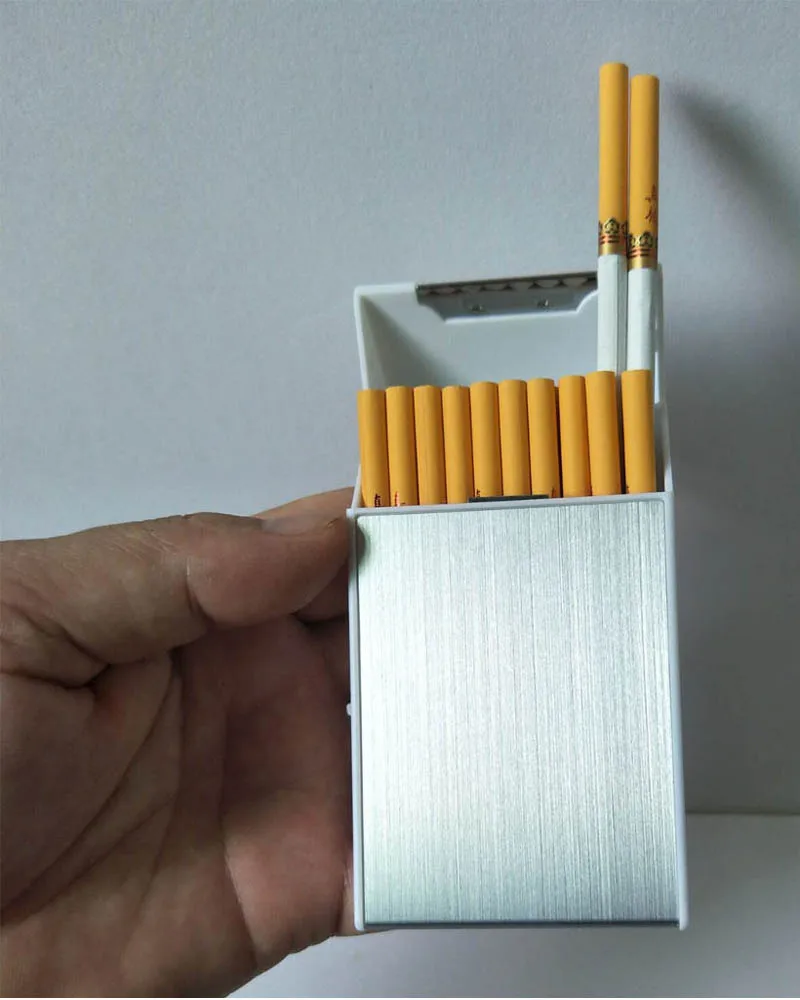 Чехол для прикуривателя USB для 20 сигарет длиной 100 мм и диаметром 5 мм