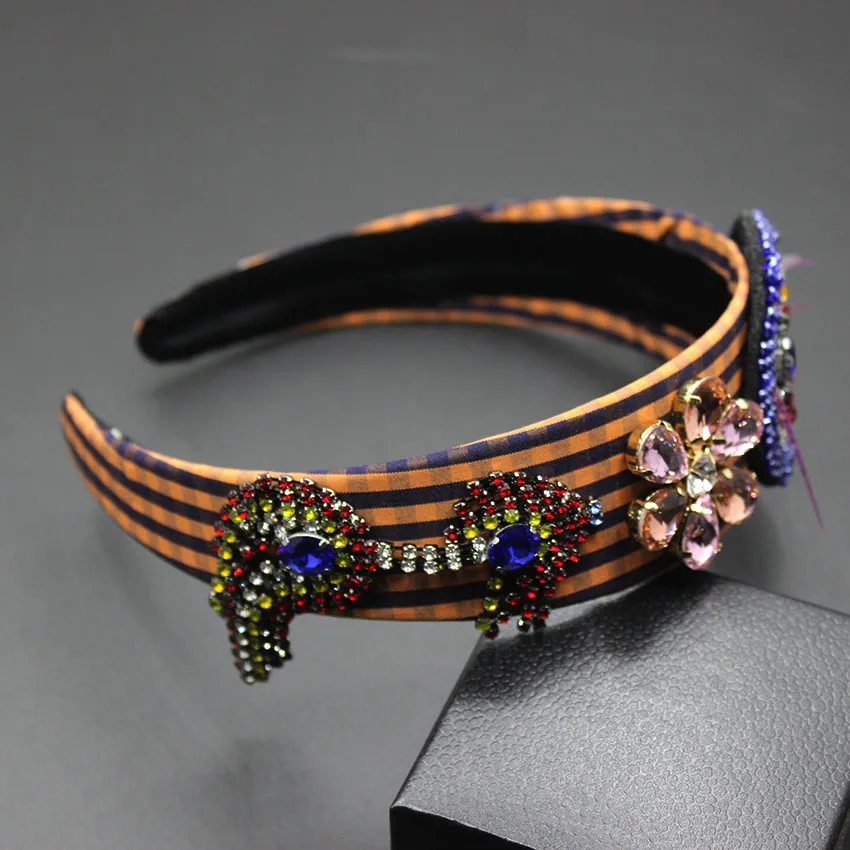 Повязка на голову в стиле барокко с листьями пламенем птицами бахромой повязка