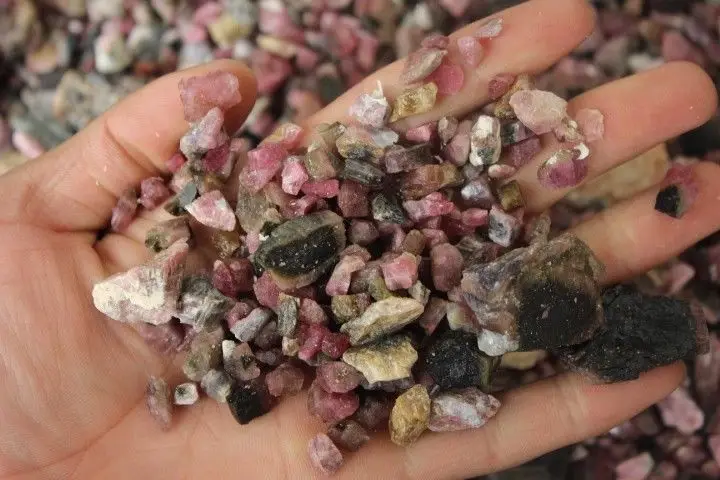 

Натуральный красивый турмалиновый хрустальный камень, 1 кг (2,2 фунта) AAA +++